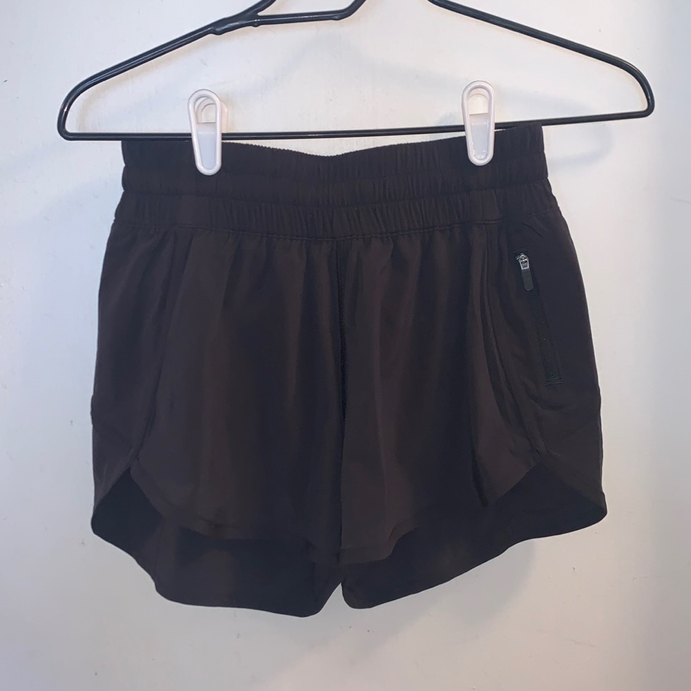 Lululemon Shorts, size 4